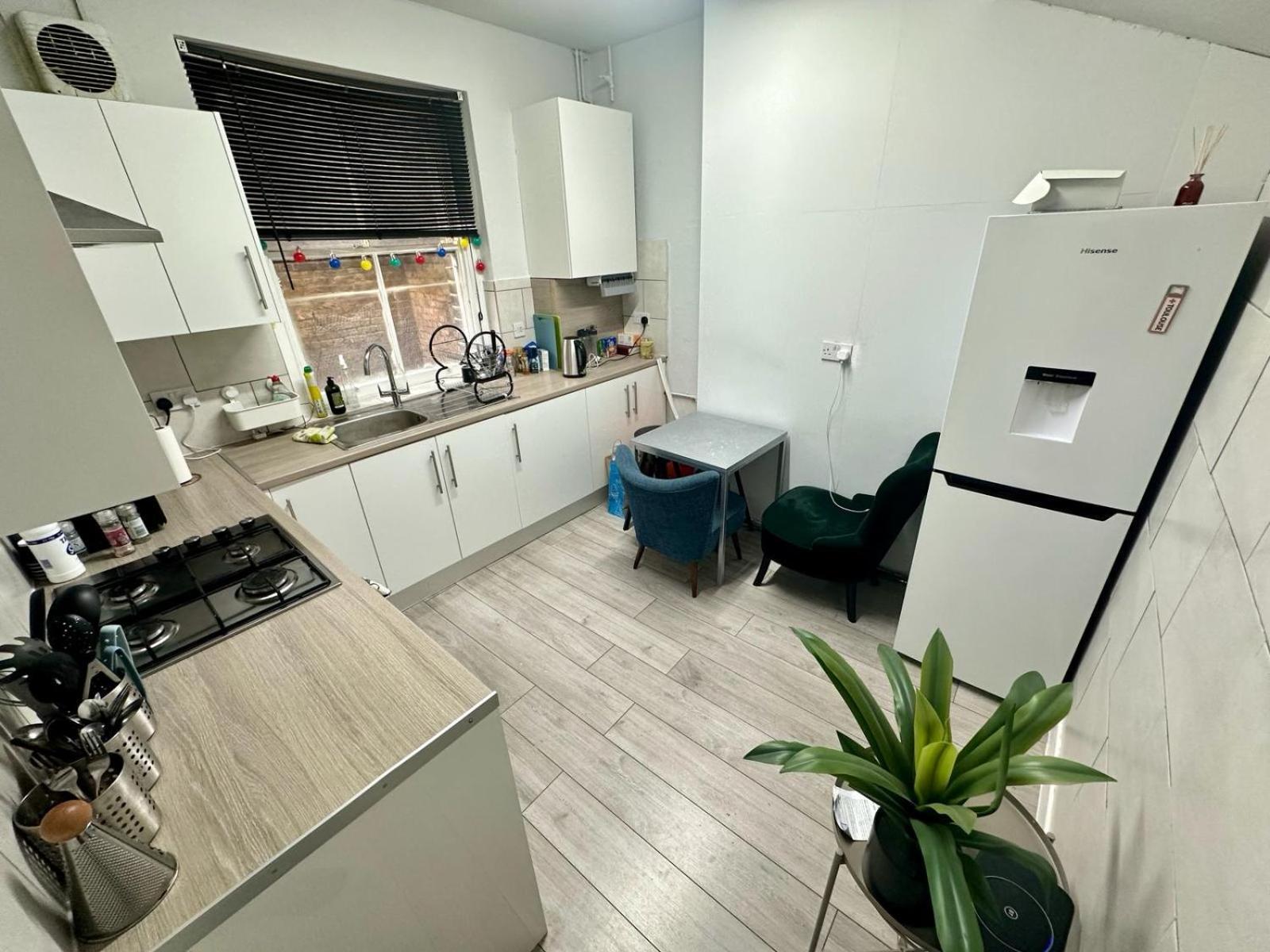 Whitechapel Station Rooms London Luaran gambar
